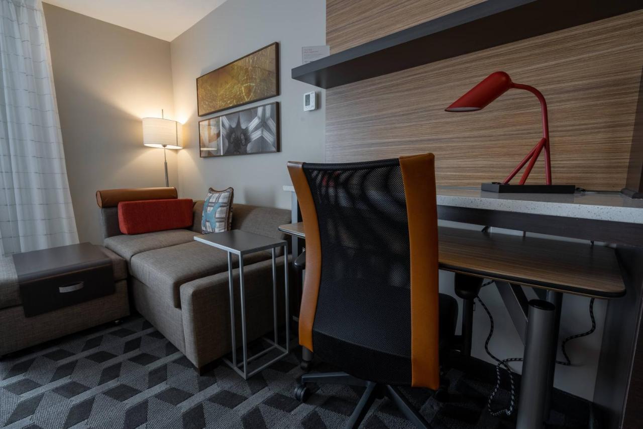 Towneplace Suites By Marriott Clinton Eksteriør billede